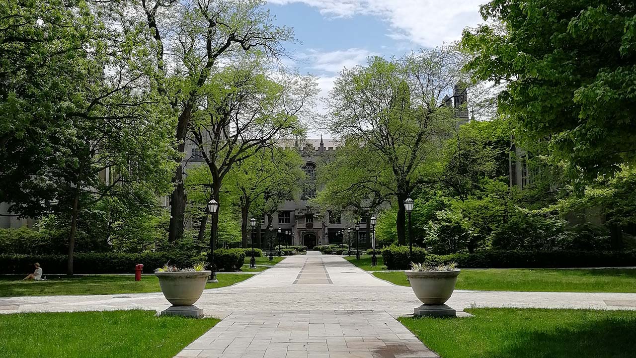 University of Chicago - Class of 2027